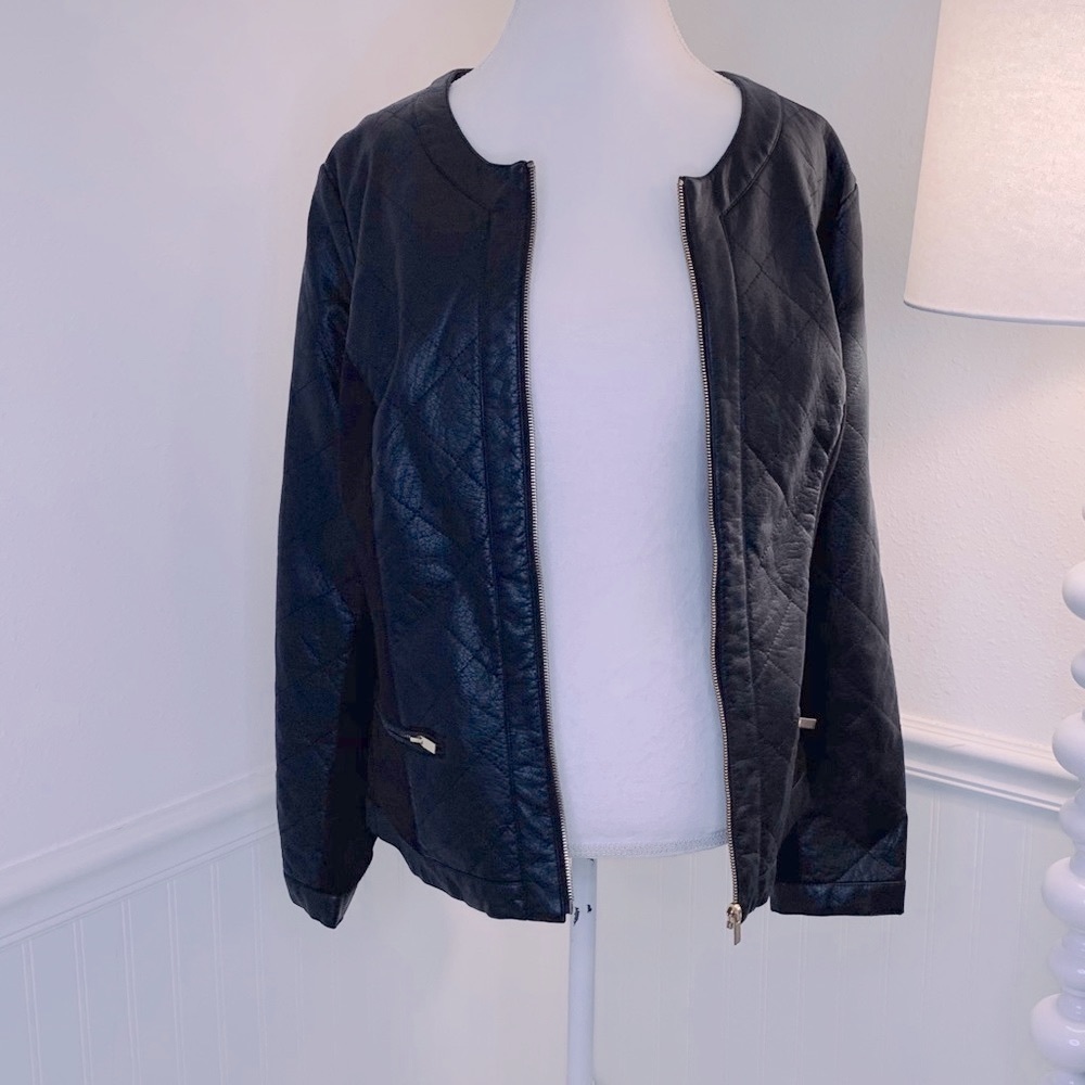Jacket - Picture 8 of 9